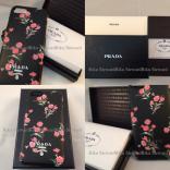 2017AW PRADA プラダコピー 花柄 iPhone スマホケース ブラック