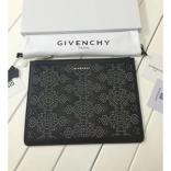 2017新作 GIVENCHY ジバンシィスーパーコピー スターパッチ レザーポーチ BK06072273005