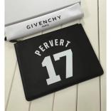 2017新作 GIVENCHY ジバンシィスーパーコピー PERVERT スターパッチ レザーポーチ BK06072273003