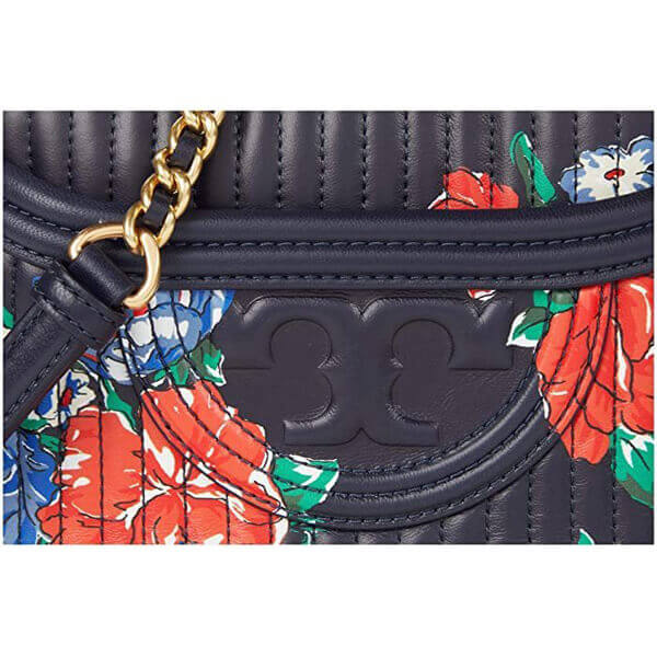 【トリーバーチ バッグ コピー】Tory Burch Fleming Soft プリントカメラバッグ