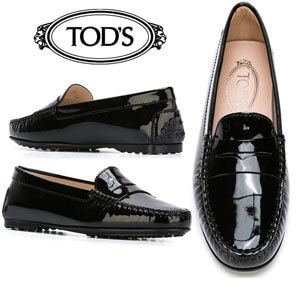 トッズ 靴 コピー TODS パテント レザー ブラック モカシン ローファー