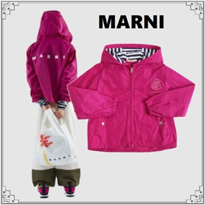 ★MARNI マルニ キッズ 14a コピー 大人もOK!!ロゴフードナイロンジャケット